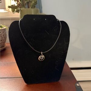 Elegant Spiral Pendant Necklace